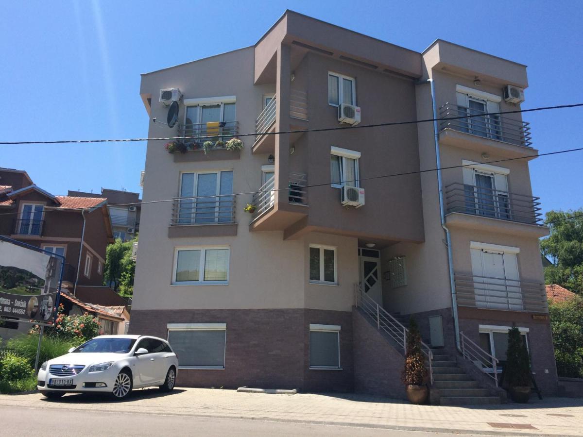 Apartman Lux Sneznik Vrnjačka Banja Exterior foto